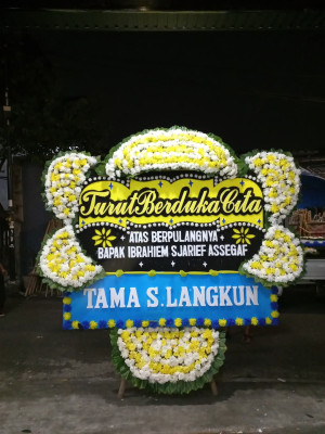 Papan Bunga Duka di Sei Tualang Raso